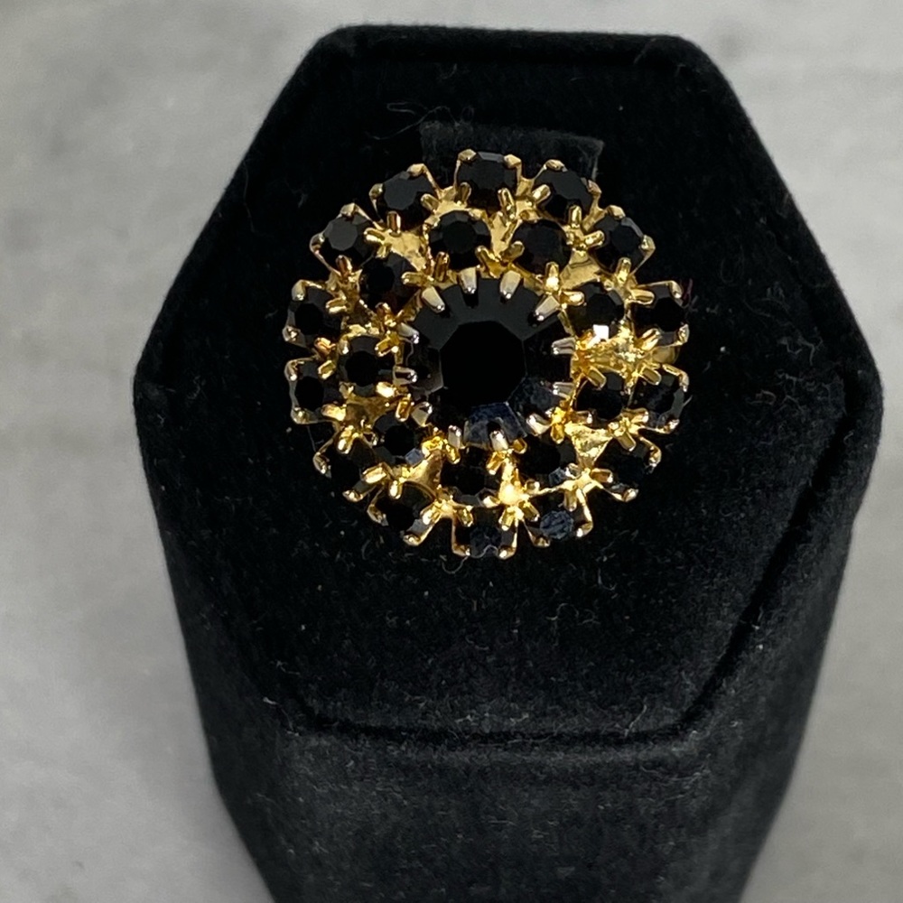 Fun Ring Adjustable Golden and Black Crystals